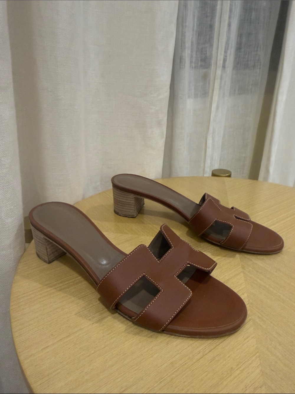 Hermes Oasis Sandal Mules Gold - Picture 2 of 6